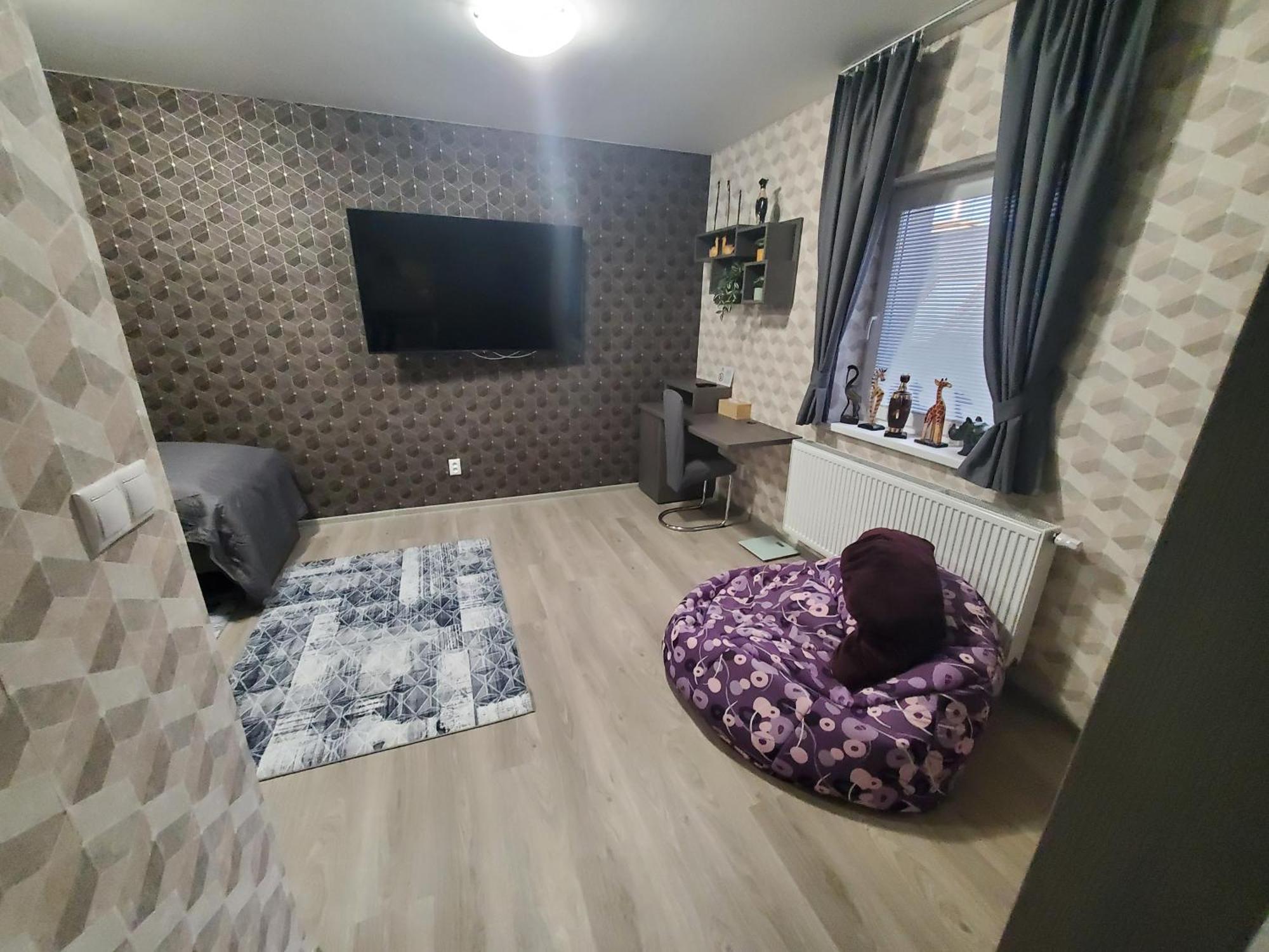 Valla Penzion & Restauracia Malacky Exteriör bild